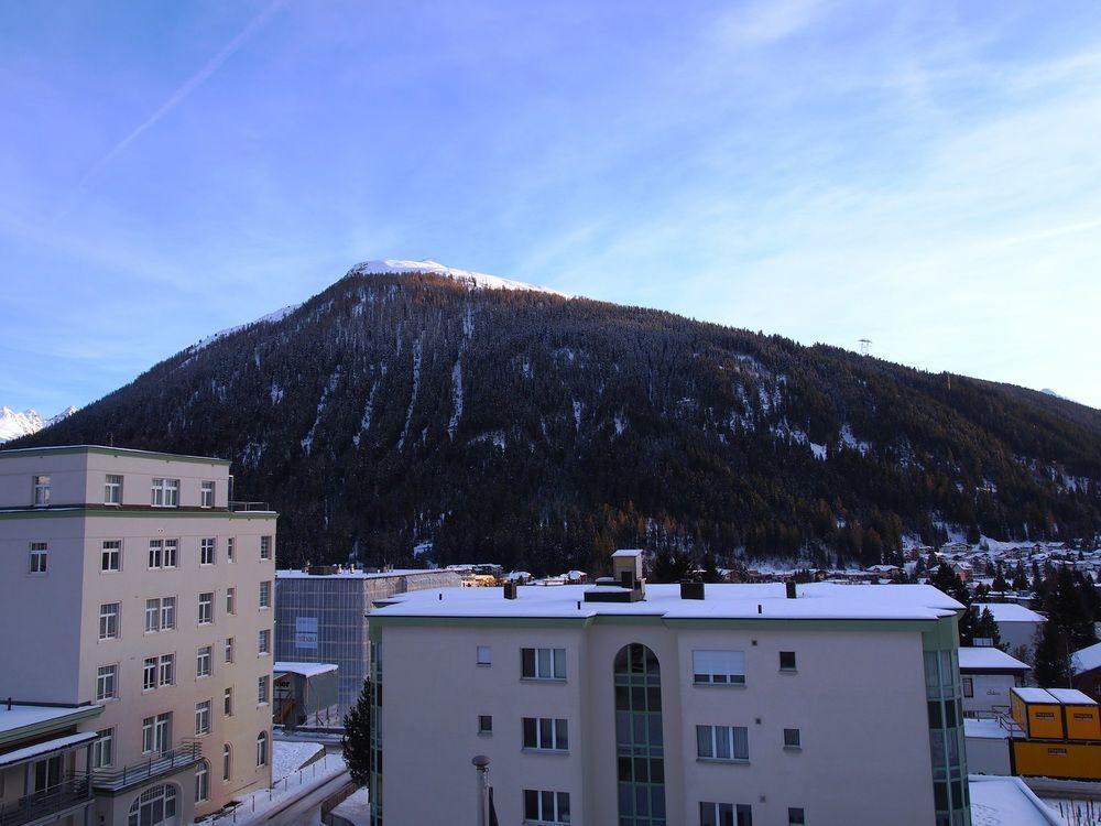 Hotel Alpina Davos Luaran gambar